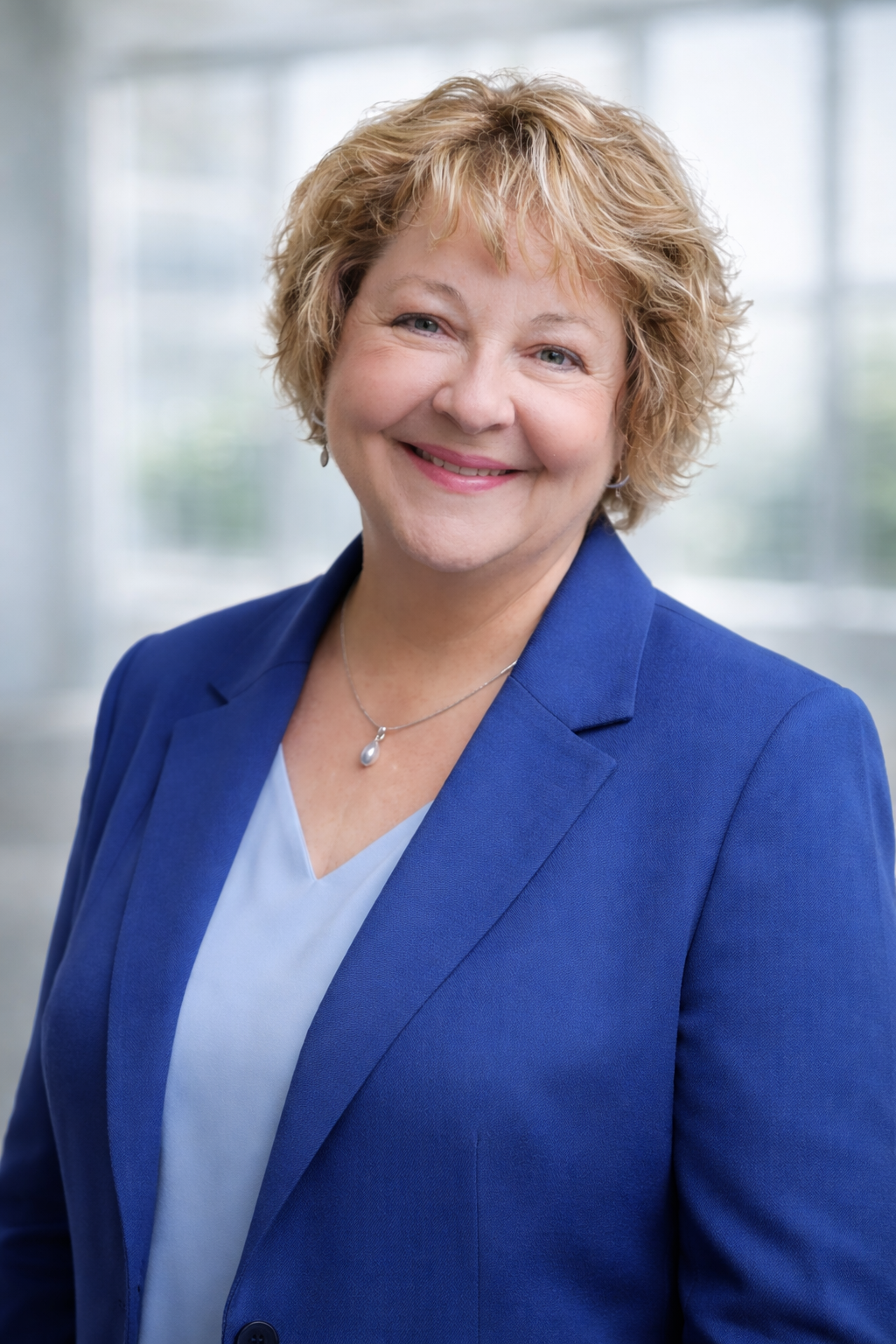 Glenda_Betit_Headshot